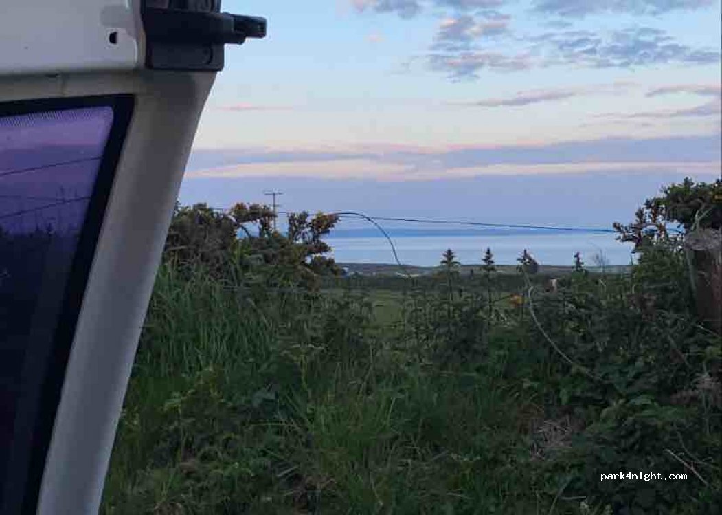 Glan-y-Môr Camp Site — foto 2