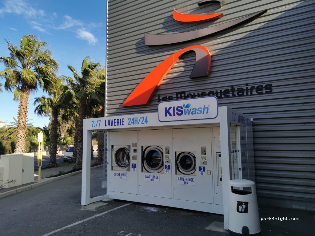 (66140) Canet-en-Roussillon - 2 Boulevard Carrère Vieille — foto