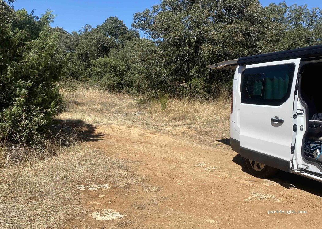 (26230) Grignan - Chemin de l'Estang — foto 4