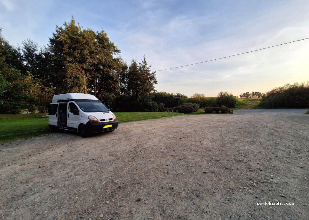 (29870) Lannilis - Fontaine Rouge — foto 3