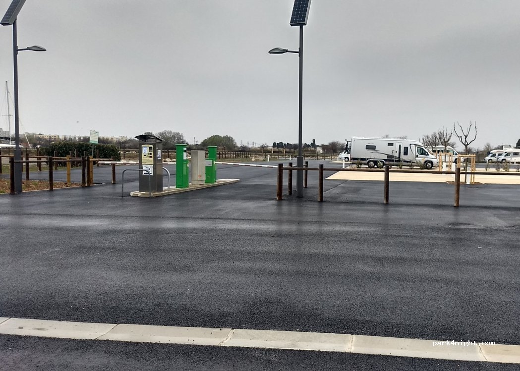 Aire de Port-Saint-Louis-du-Rhône — foto