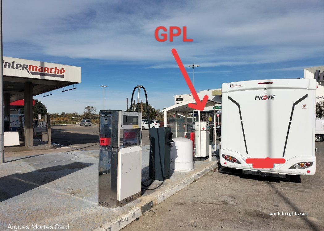 (30220) Aigues-Mortes - 1121 Route de Nîmes — foto 2