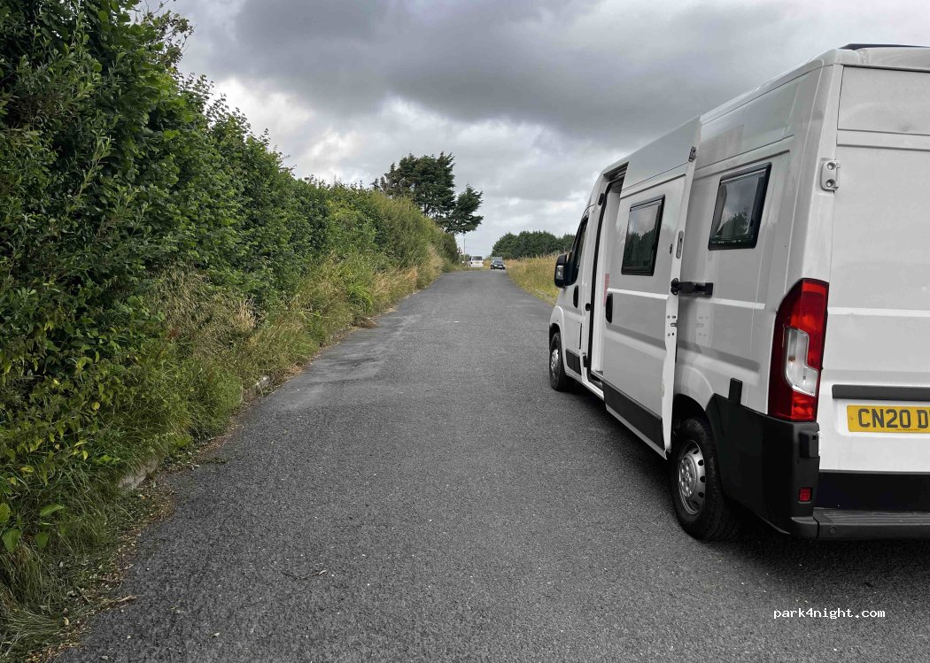 (PL32 9SR) Camelford - A39 — foto 3
