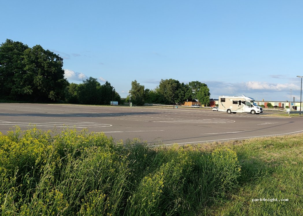 Parkplatz Pegelturm — foto 4