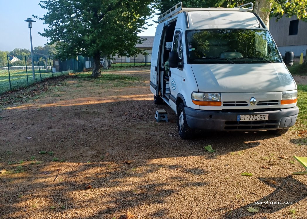 (63640) Saint-Priest-des-Champs - D62 — foto 3