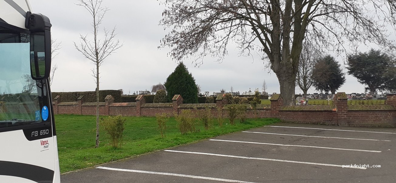 (7301) Boussu - 10 Ruelle aux Loups — foto
