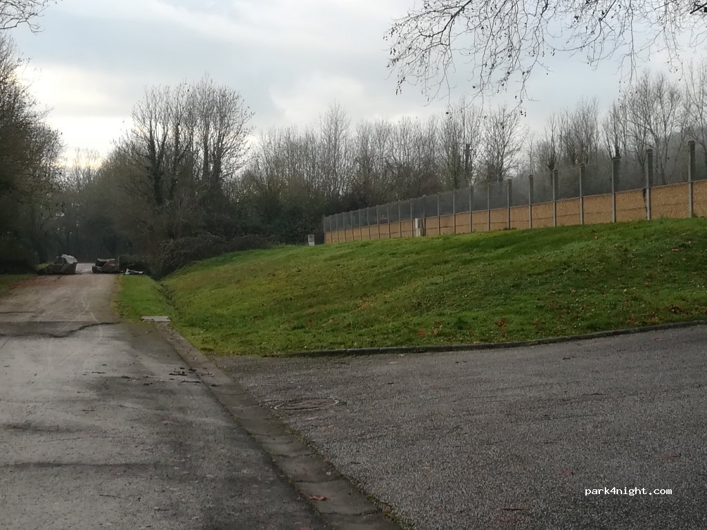(14800) Saint-Arnoult - Allée des Bruyères — foto