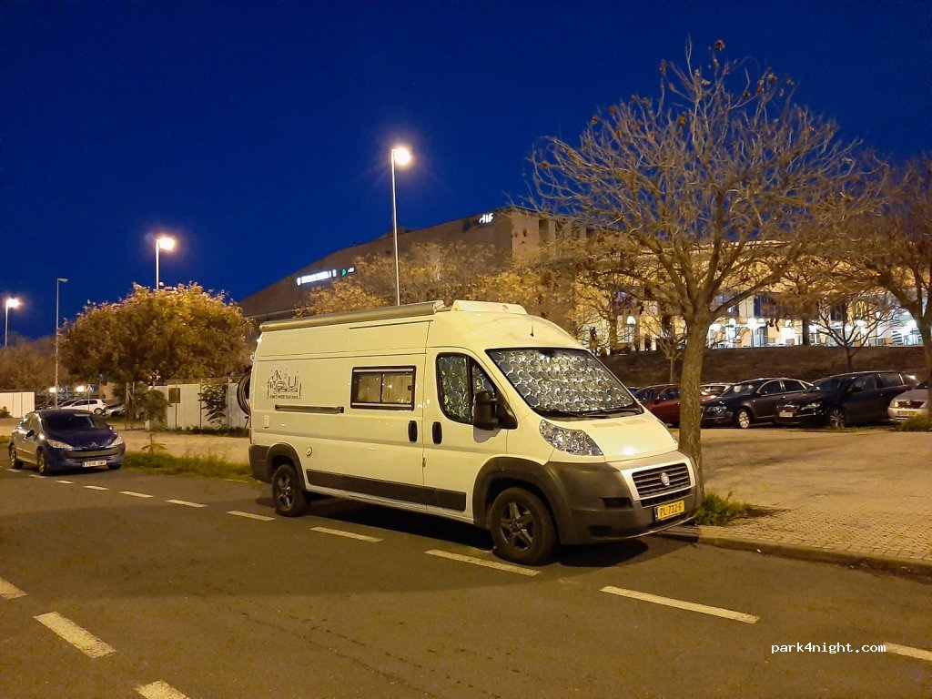 (41008) Sevilla - 1 Avenida Pablo Iglesias — foto