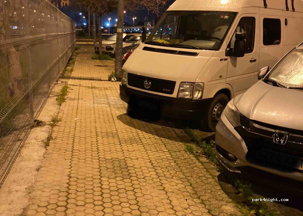 (41008) Sevilla - 1 Avenida Pablo Iglesias — foto 4