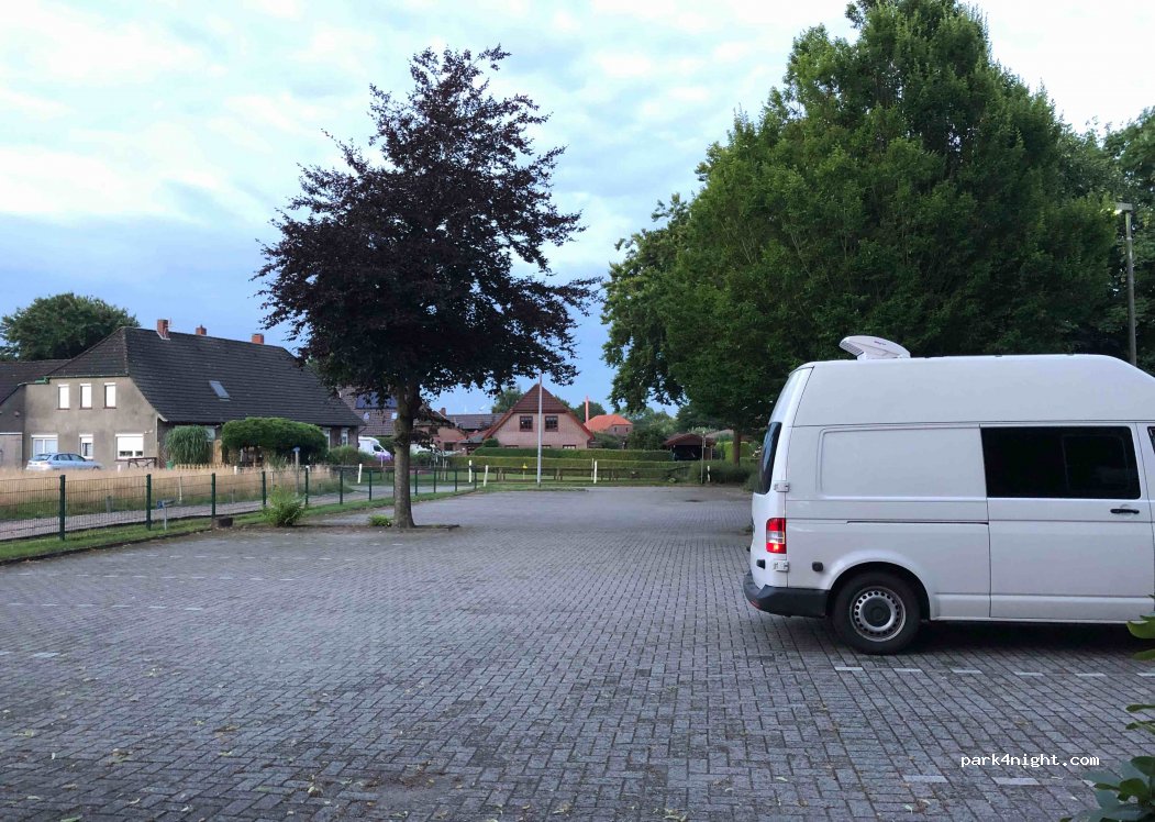 (26340) Zetel - 1 Marschstraße — foto 2