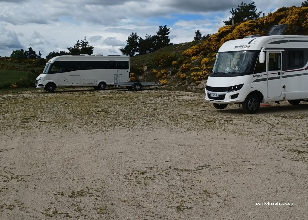 (48130) Aumont-Aubrac - 6250 La Chazotte — foto
