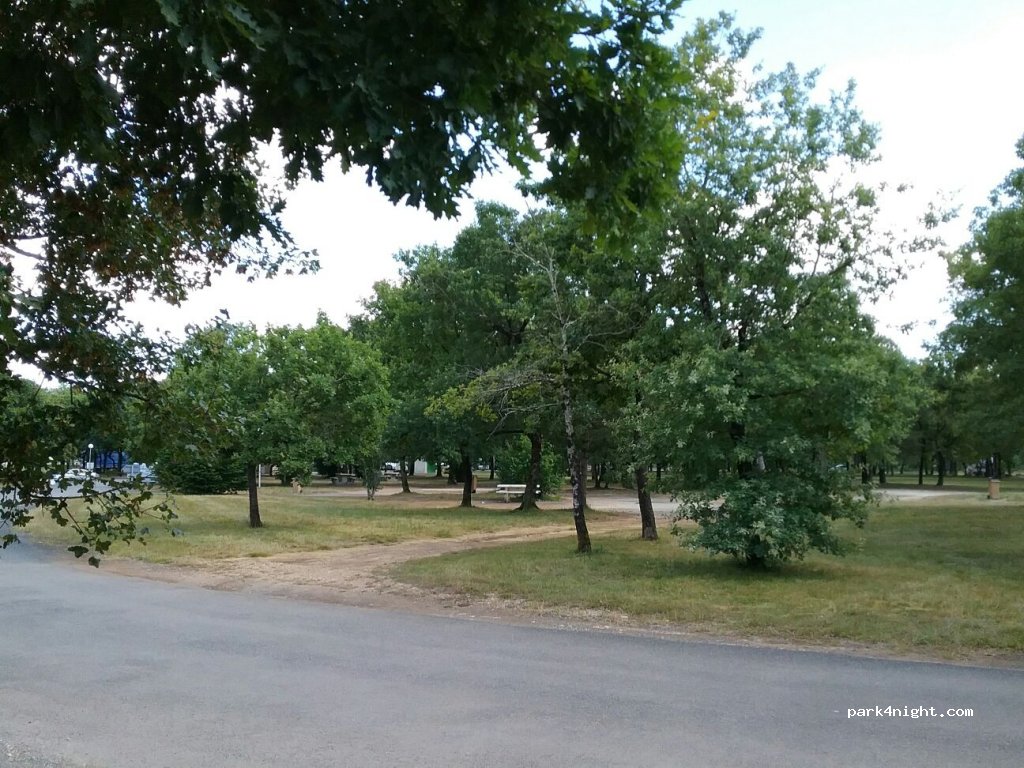 (16230) Maine-de-Boixe - Rue de la Margaffe — foto 2