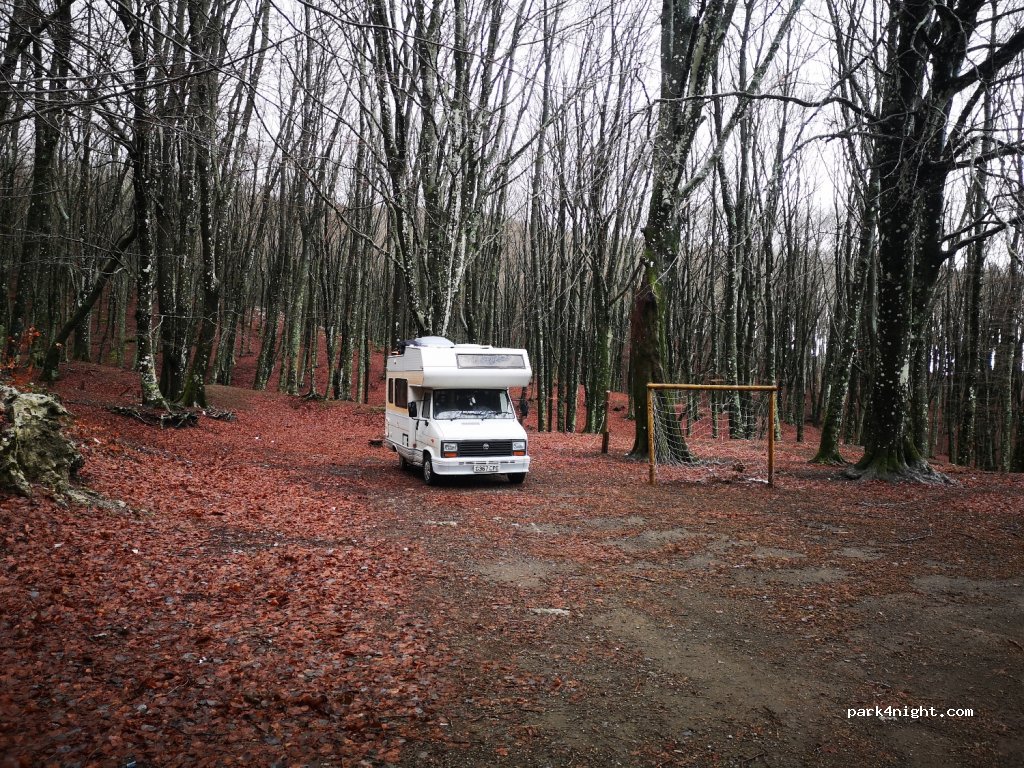 (80069) Vico Equense - Via Nuova Monte Faito — foto