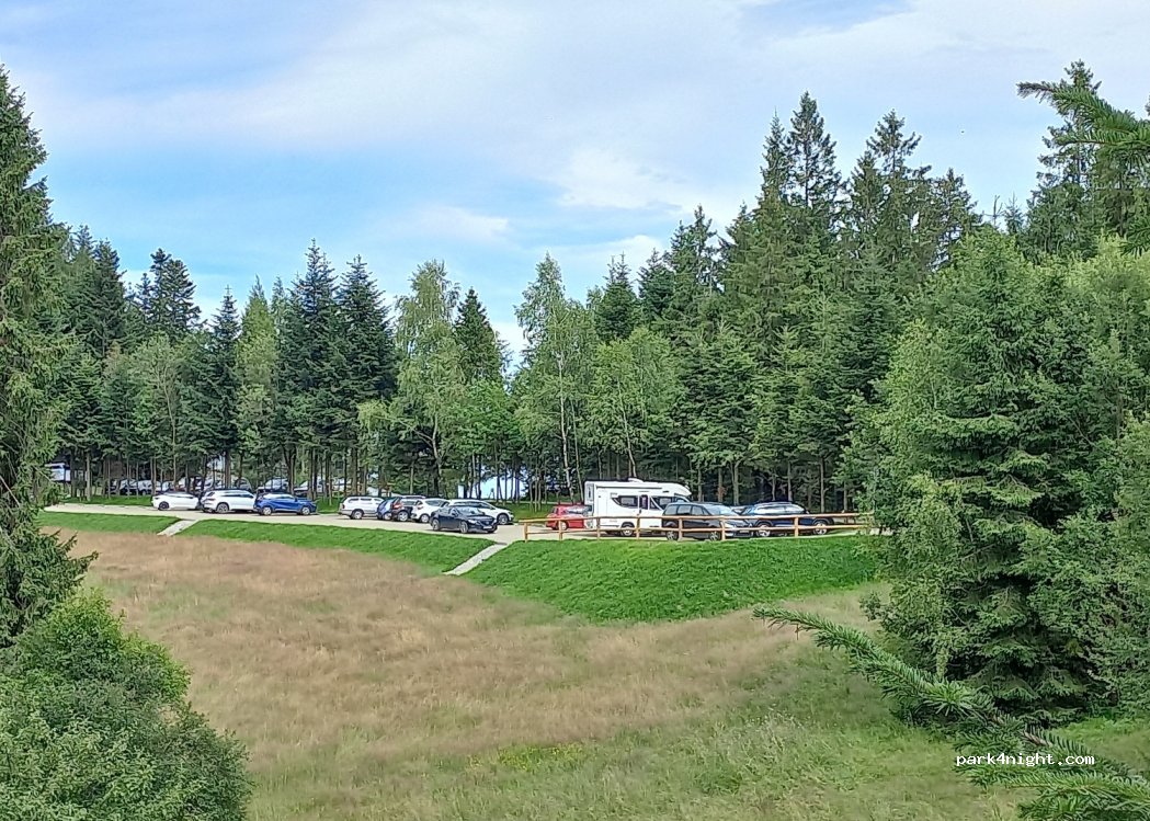 Parking Zalesie-Wyrębiska — foto 3
