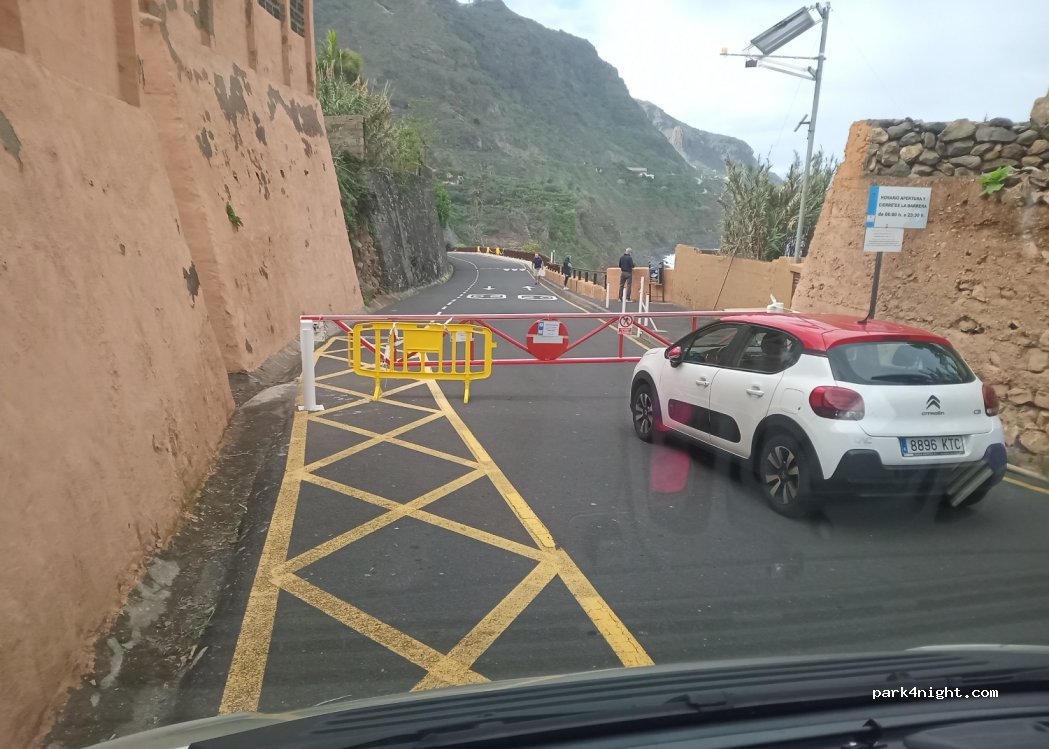 (38416) Los Realejos - 10 Carretera Bajada Playa Socorro — foto 4