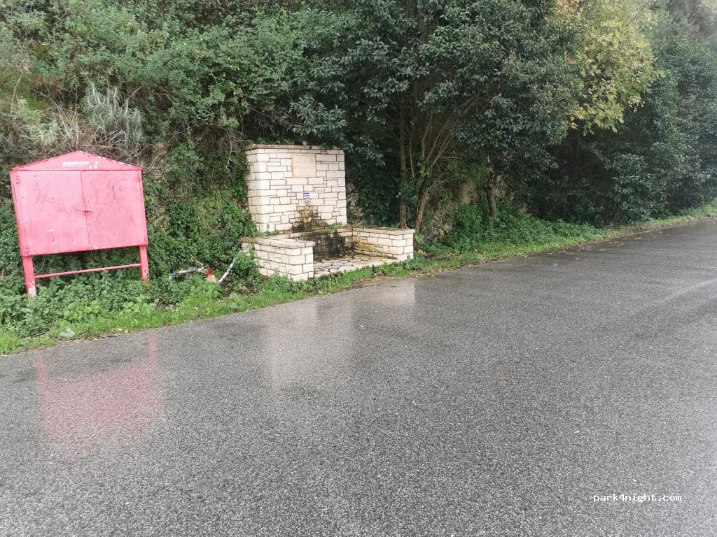 (491 00) Kerkira - Eparchiaki Odos Pirgiou-Acharavis — foto