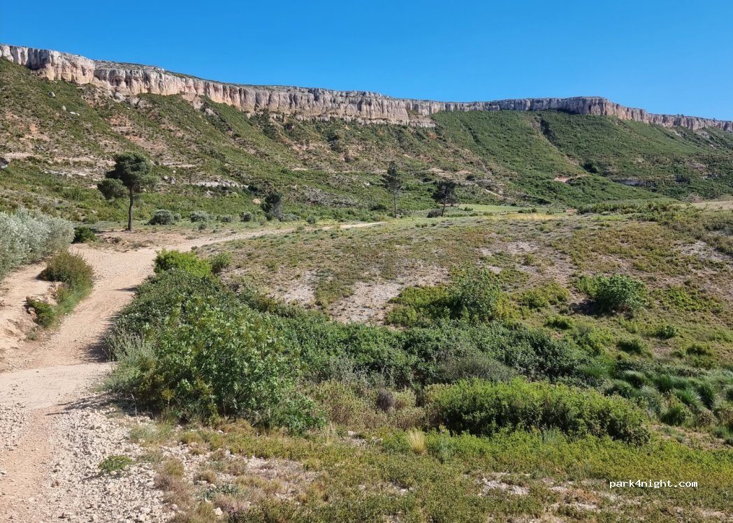 (13340) Rognac - 1157 Chemin de Sarragousse — foto 3