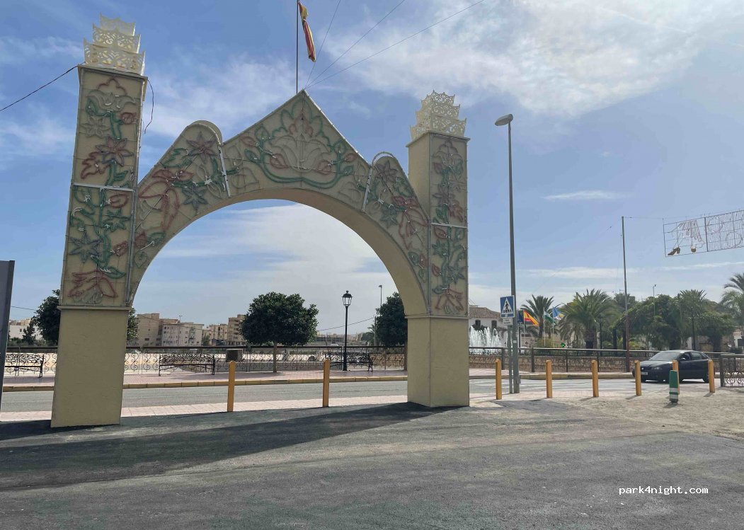 (04800) Albox - 10 Plaza del Pueblo — foto 4