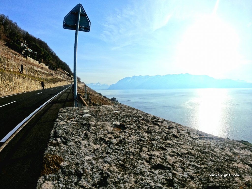 (1070) Puidoux - 325 Route de la Corniche — foto