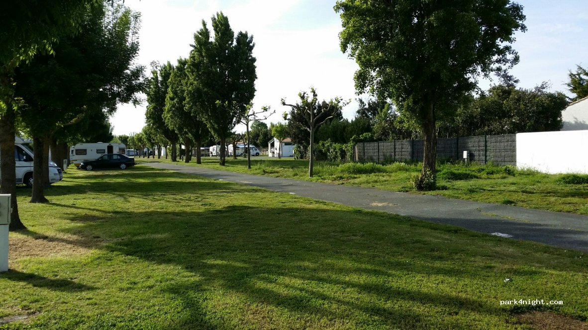 Camping Communal Le Planginot — foto