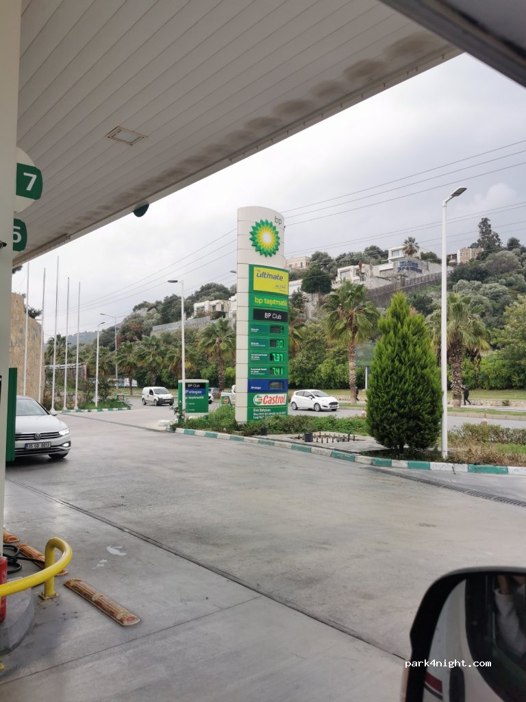 (48400)  - 45 Kıbrıs Şehitleri Caddesi — foto