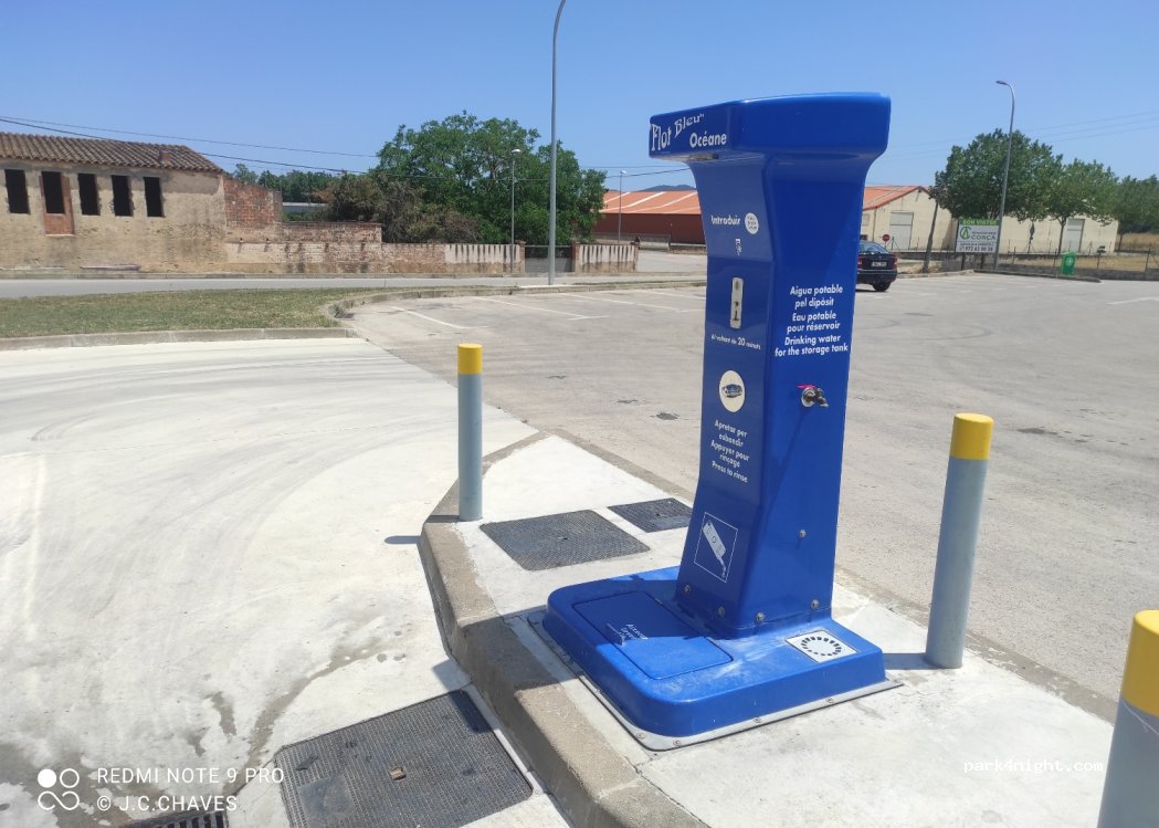 (17111) Vulpellac - Crta. C-66, km.8 (BP Vulpellac) — foto 3