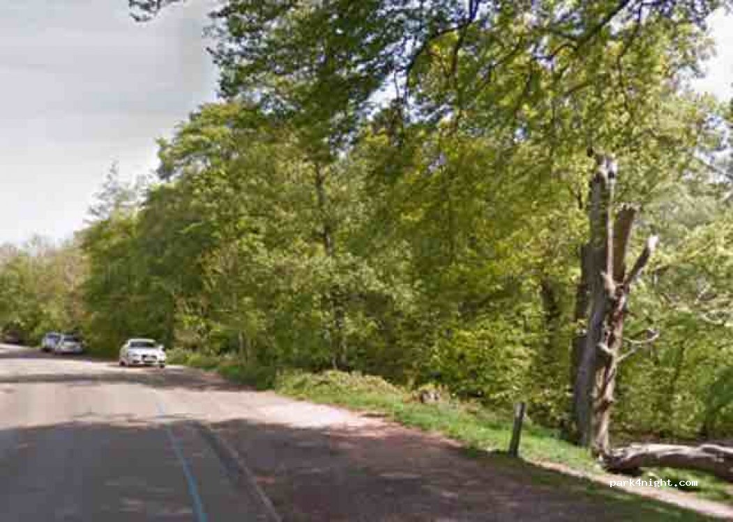 (B45 8HS) Barnt Green - 71 Twatling Road — foto