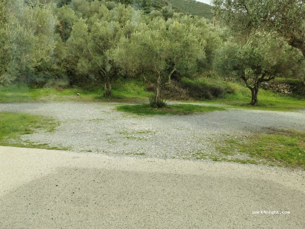 (24002) Mavromati - — foto
