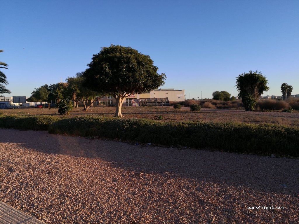 (03140) San Fulgencio - 1 Plaça Poligono 13 — foto 2
