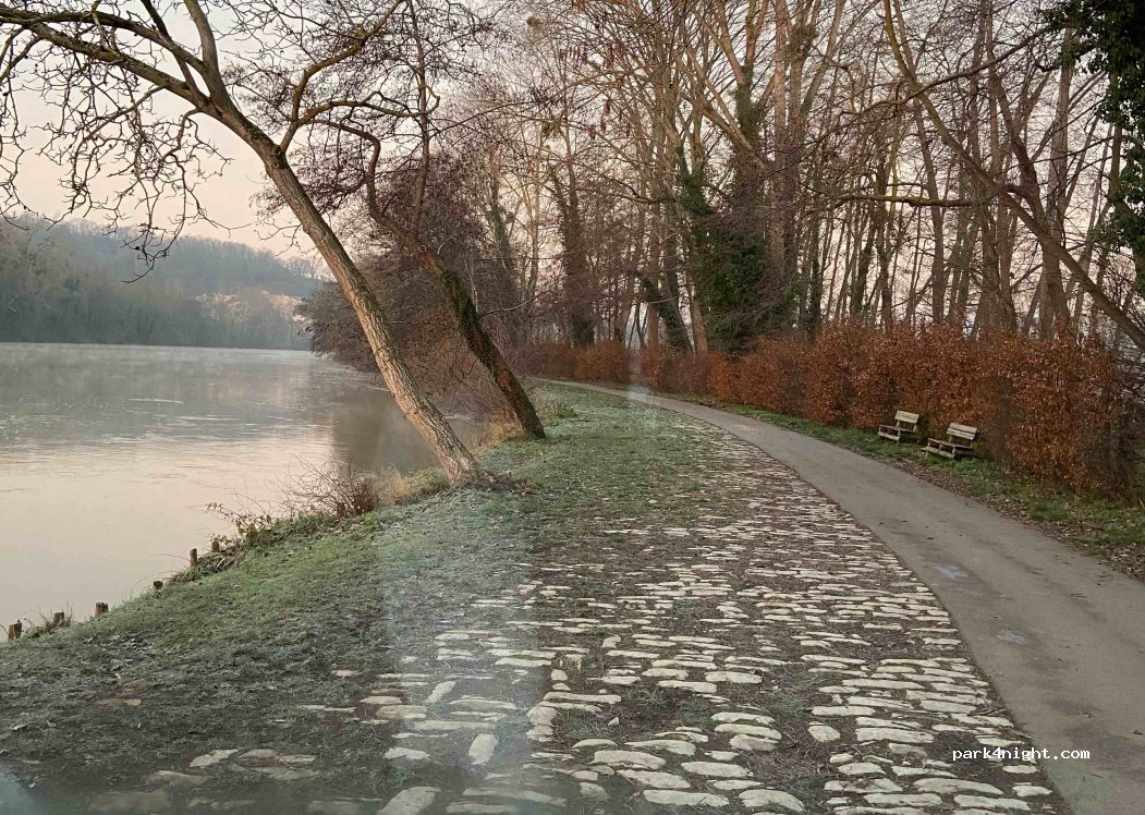 (89100) Sens - Chemin des Pêcheurs — foto 2