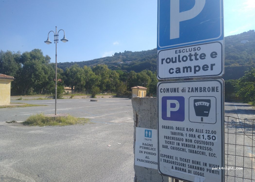 (89868) Marina di Zambrone - Via Marina — foto