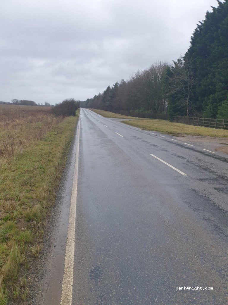 (NN6 9JL)  - Unnamed Road — foto