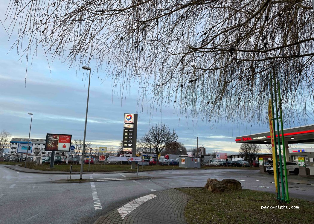 (99089) Erfurt - 69 Mittelhäuser Straße — foto