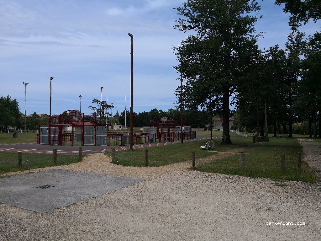 (86700) Romagne - Rue de Vigneau — foto 2