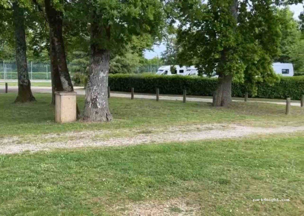 (86700) Romagne - Rue de Vigneau — foto 3