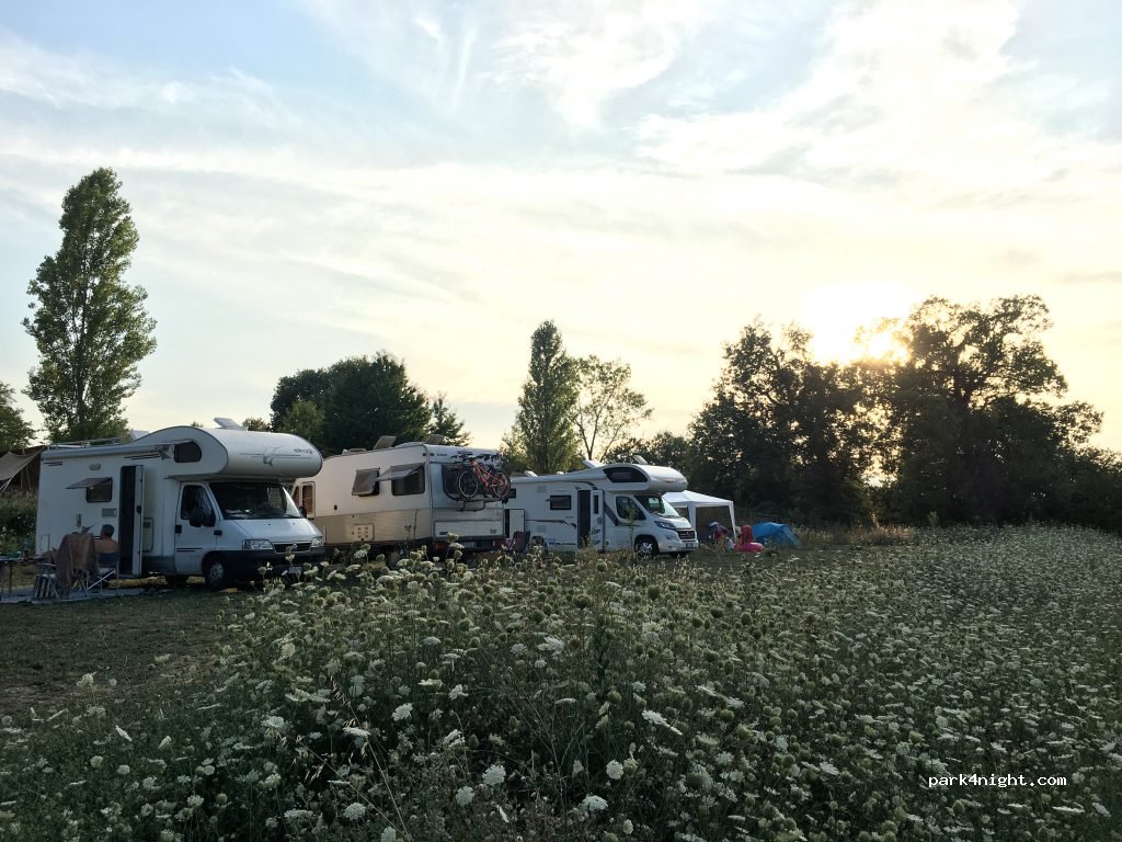 Agriturismo Camping Le Marche — foto
