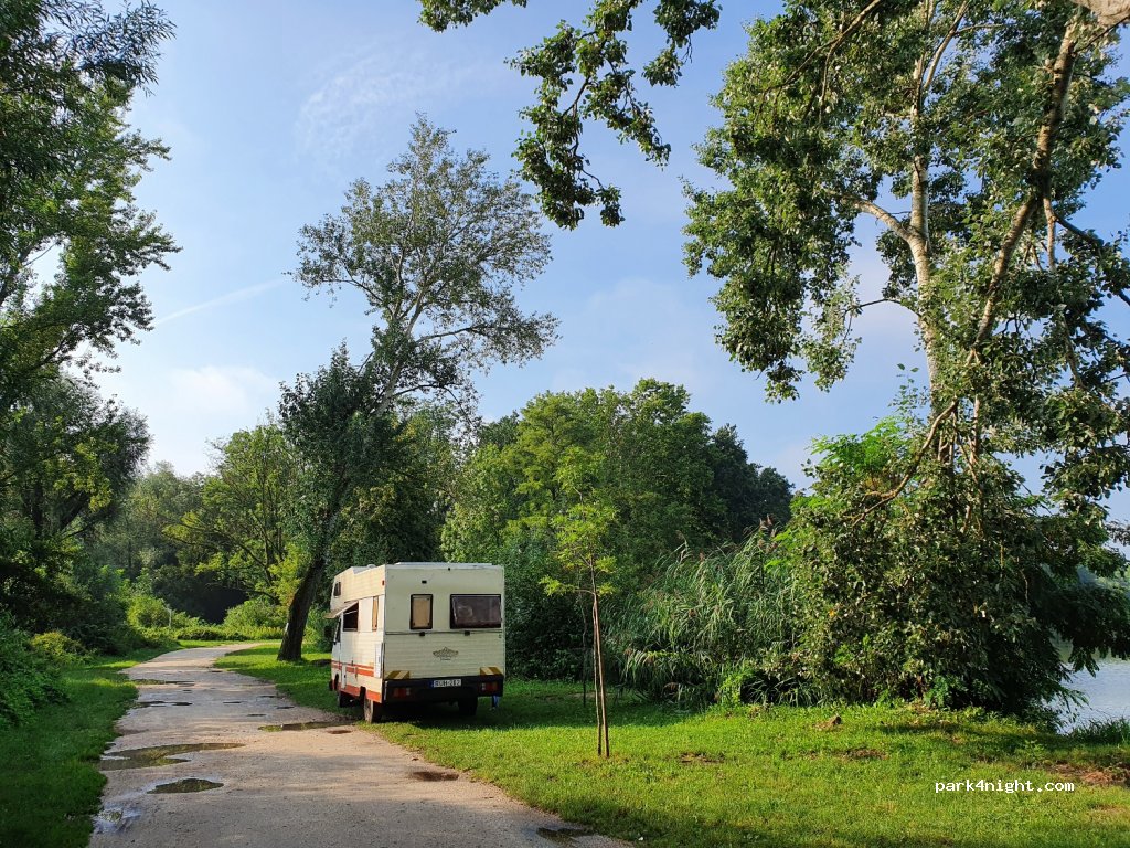 (9600) Sárvár - 52 Tizenháromváros utca — foto