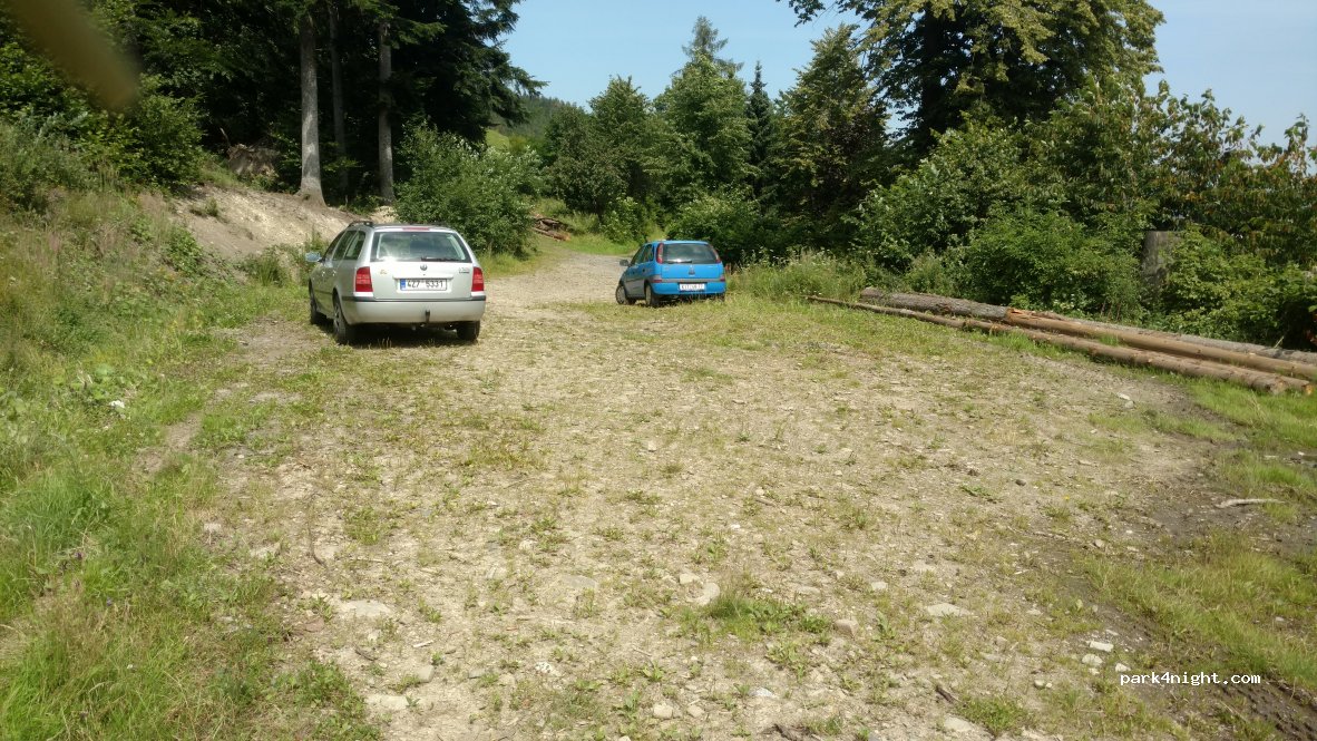 (744 01) Trojanovice - — foto