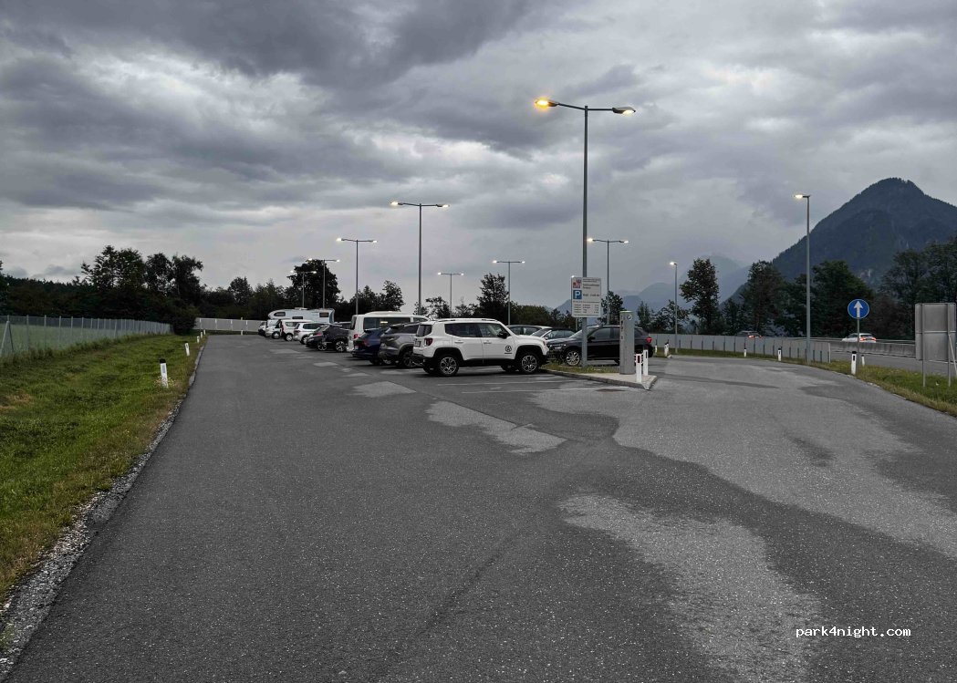 Pendler Parkplatz Wiesing — foto 3
