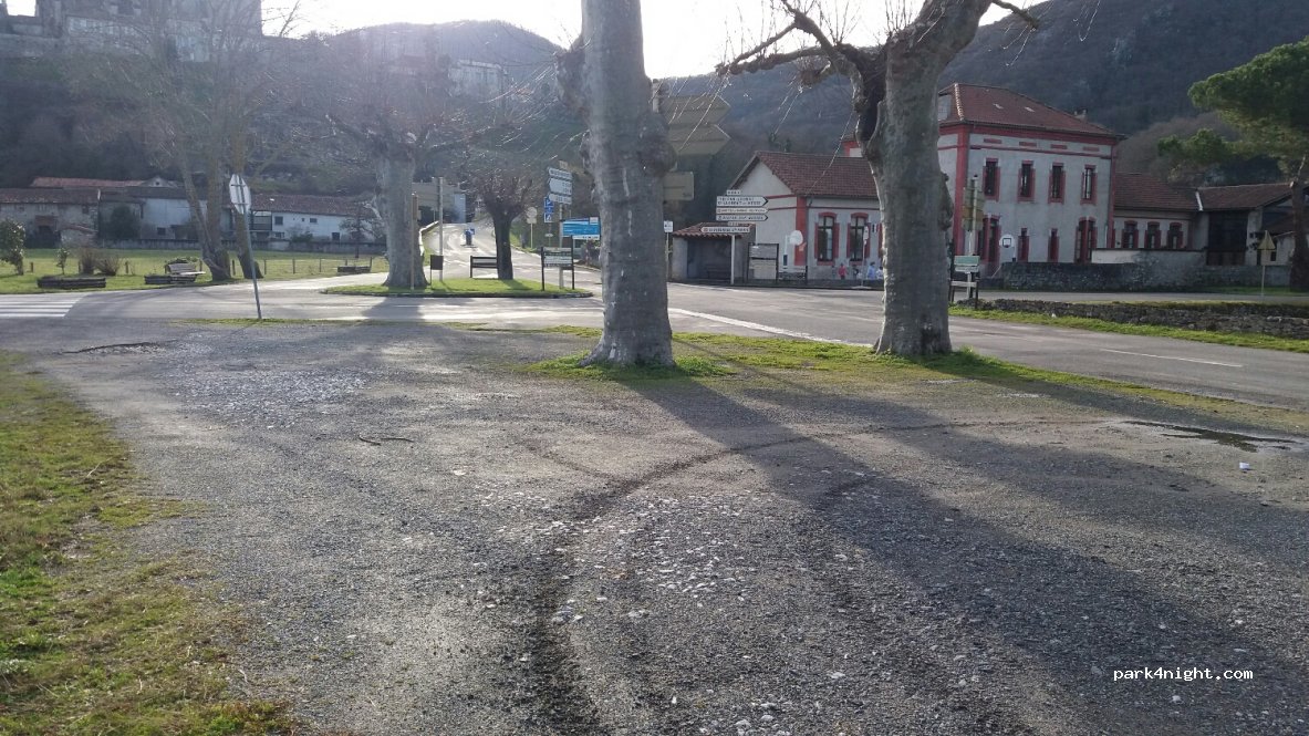 (31510) Saint-Bertrand-de-Comminges - 40 Coupere — foto 2