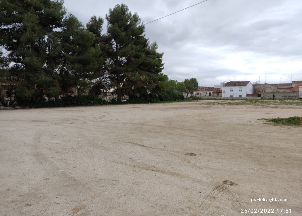 (28370) Chinchón - 4 Calle Carretera de Madrid — foto 2
