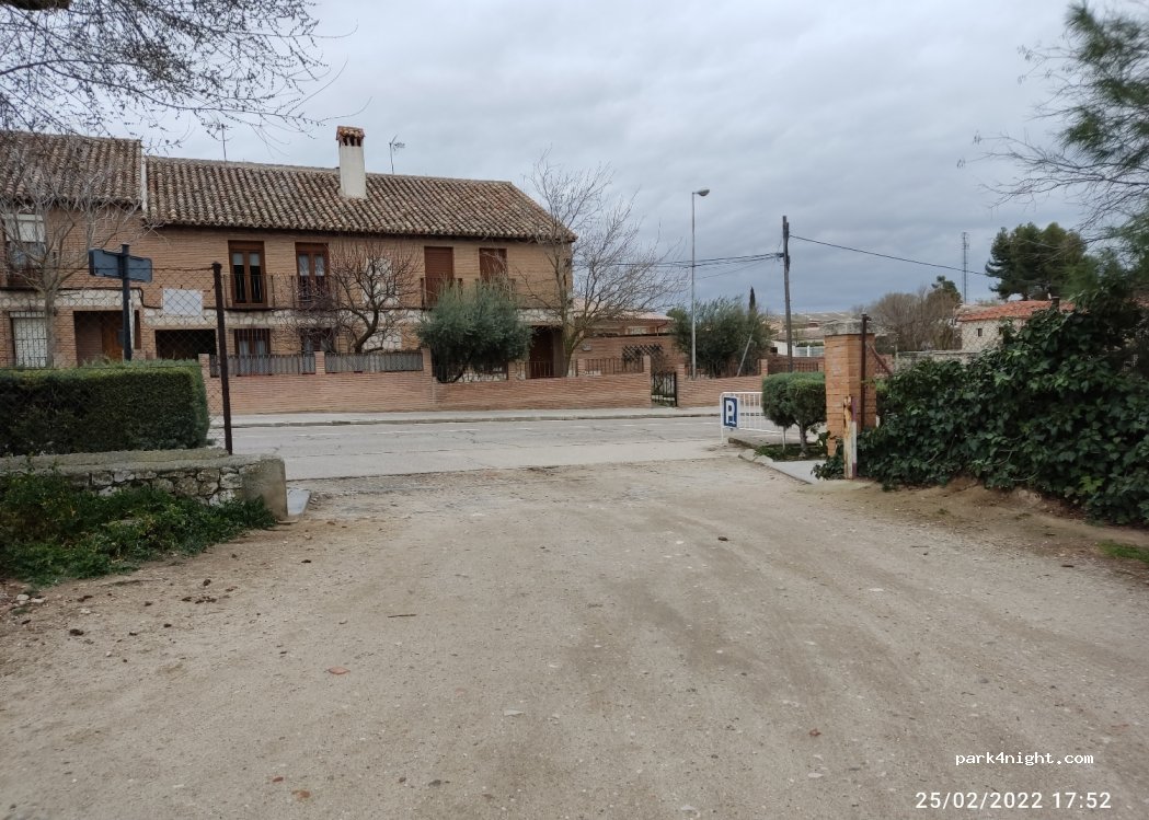 (28370) Chinchón - 4 Calle Carretera de Madrid — foto 3