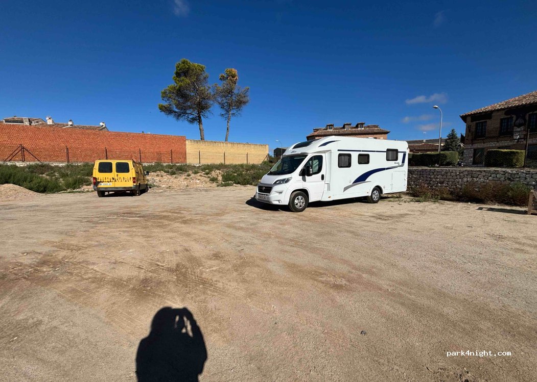 (28370) Chinchón - 4 Calle Carretera de Madrid — foto 4