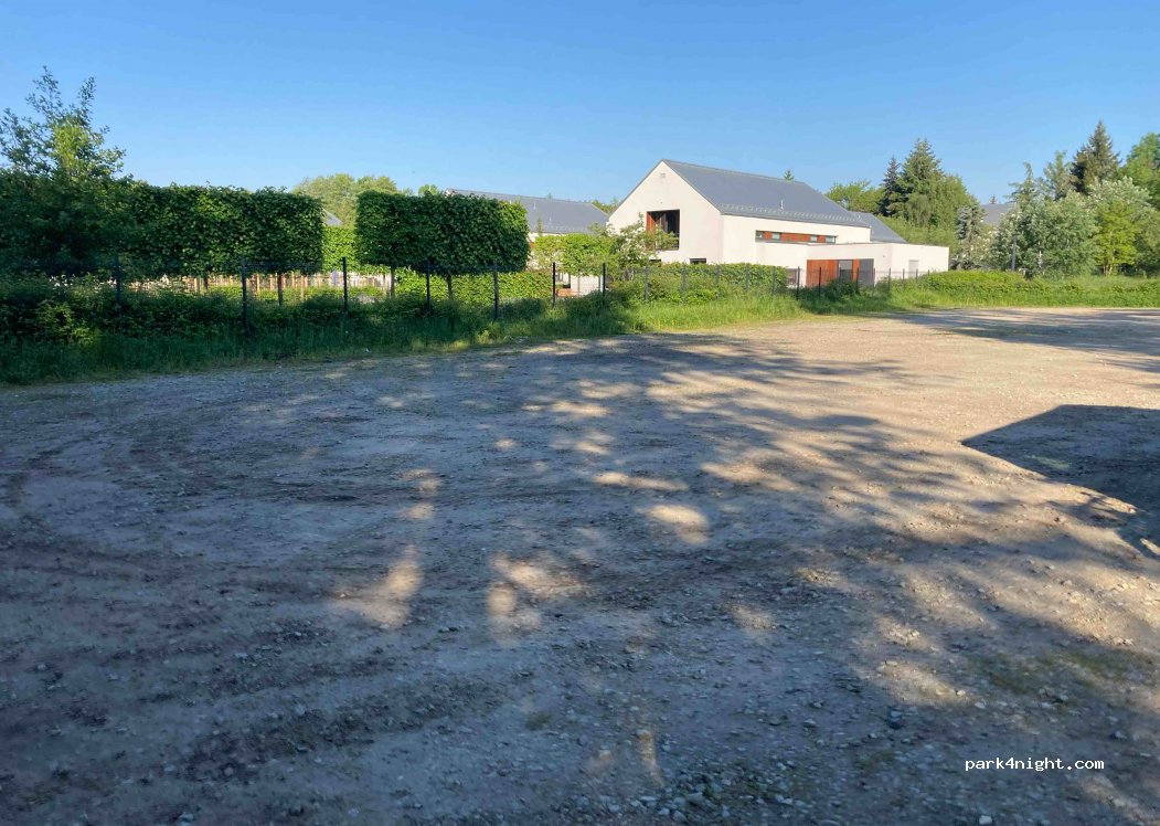 (62-081) Chyby - 10 Nad Jeziorem — foto