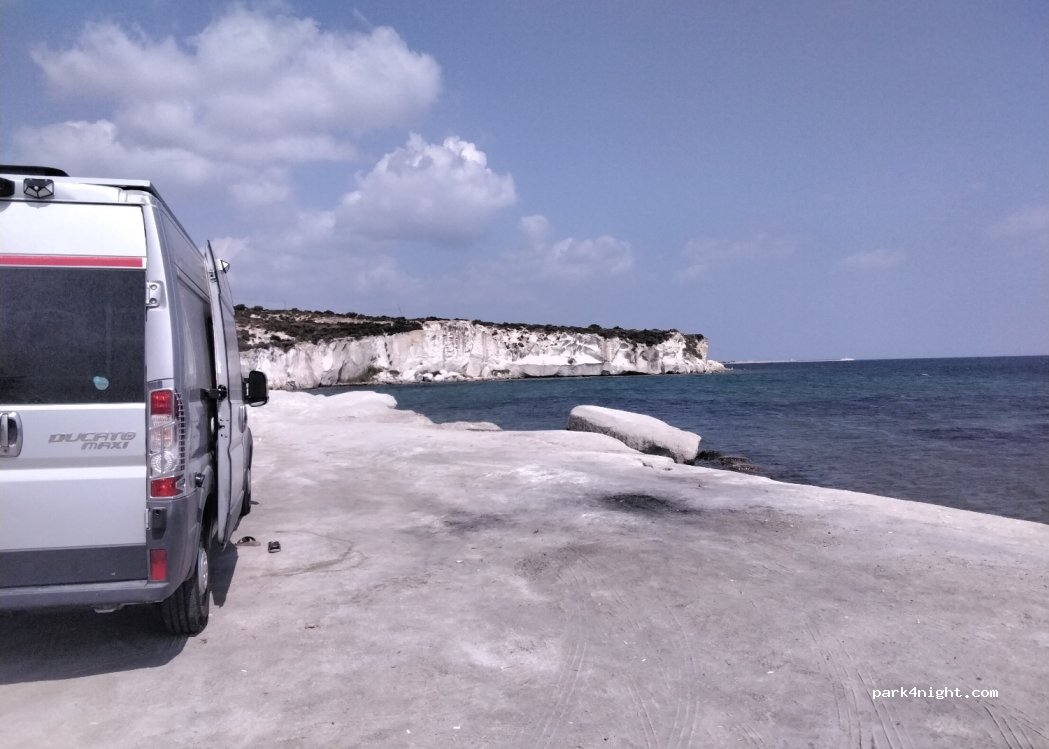 (35970) Karaburun - Unnamed Road — foto 2