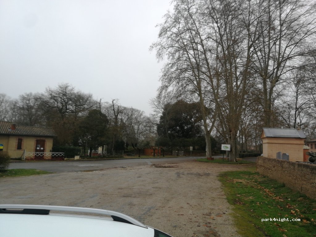(81500) Saint-Lieux-lès-Lavaur - — foto