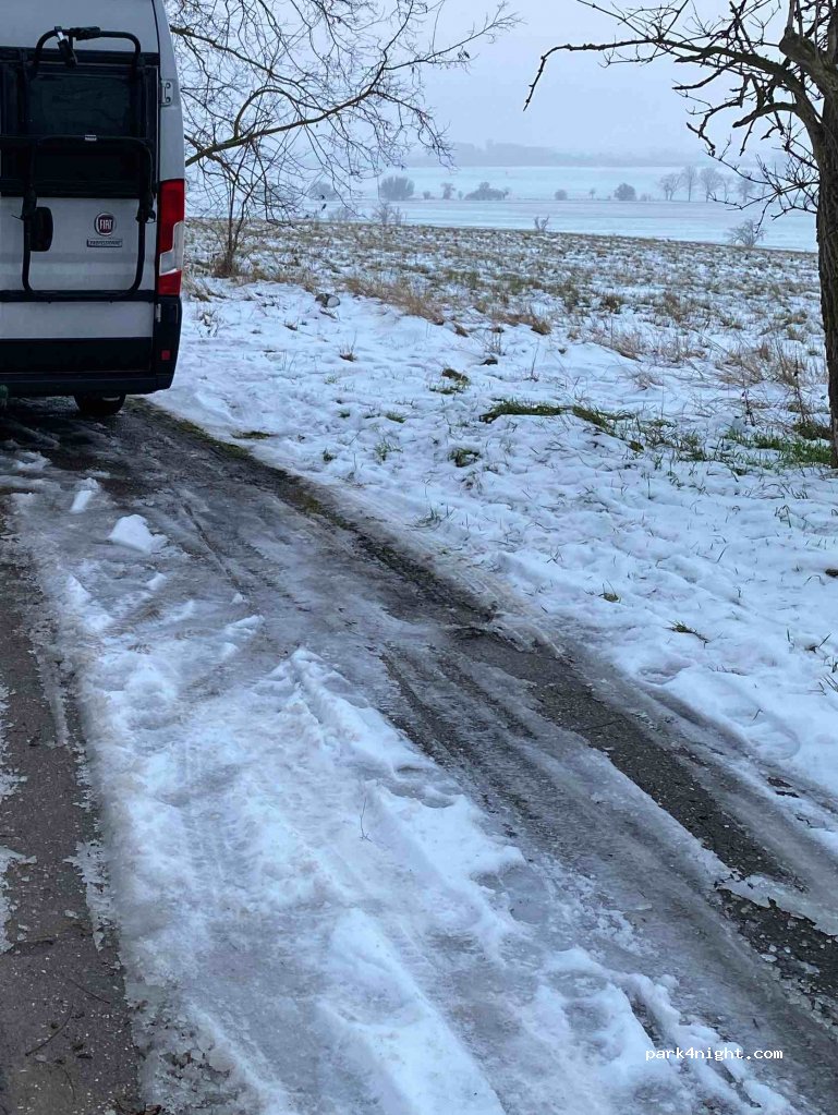 (39240) Calbe (Saale) - Unnamed Road — foto