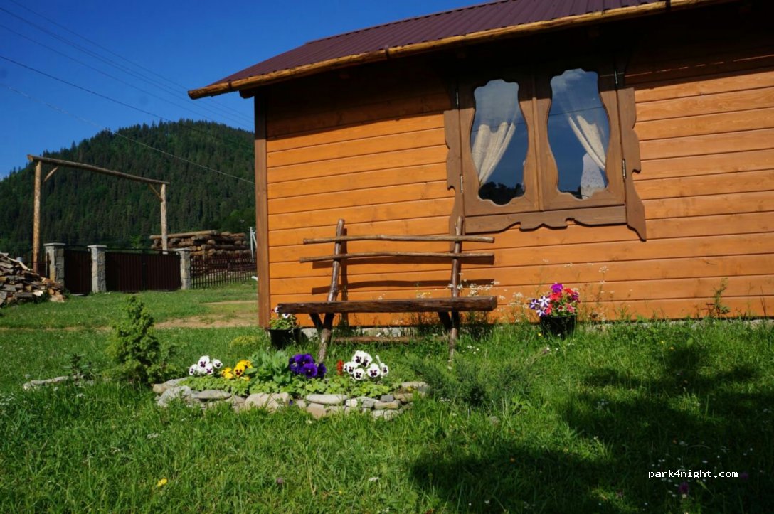 Sadyba Fayni Carpathians — foto