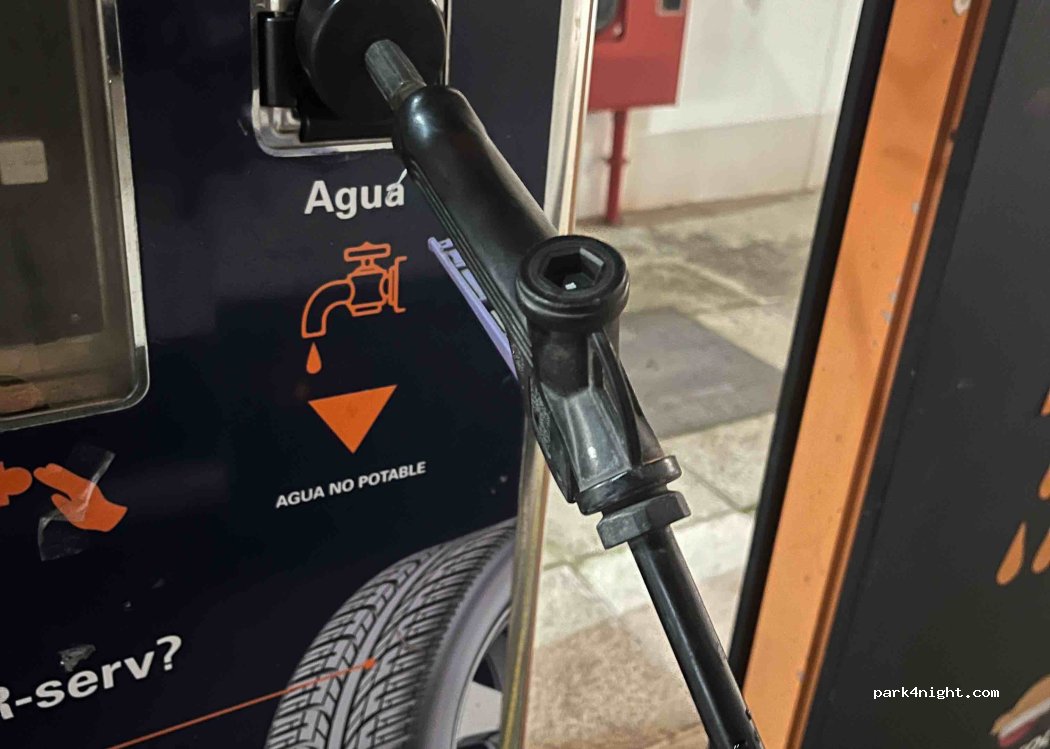 Estación de Servicio Repsol — foto 5