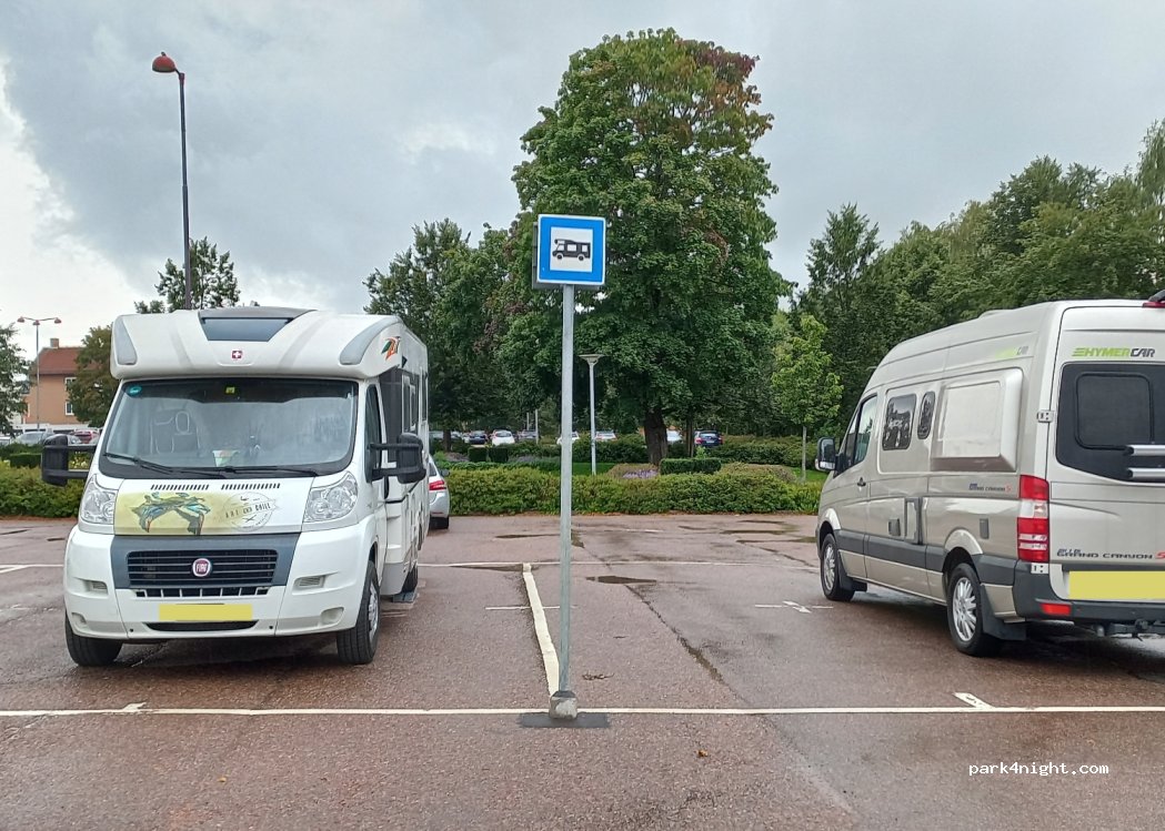 (774 30) Avesta - 2 Köpmangatan — foto